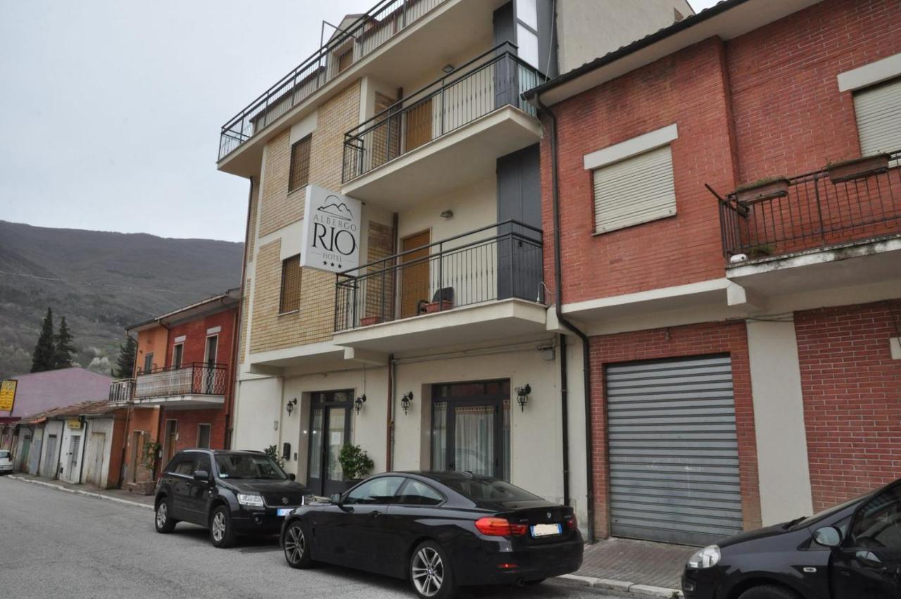 Albergo Rio Canistro 外观 照片